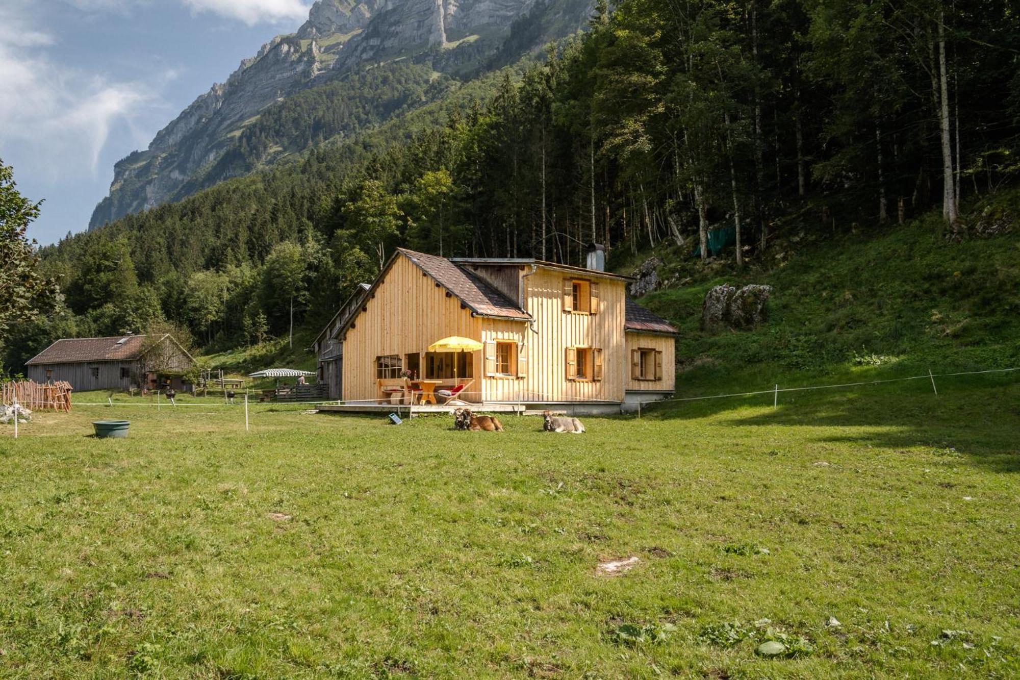 Vila Ferienhaus Bernardas Huesle Schnepfau Exteriér fotografie